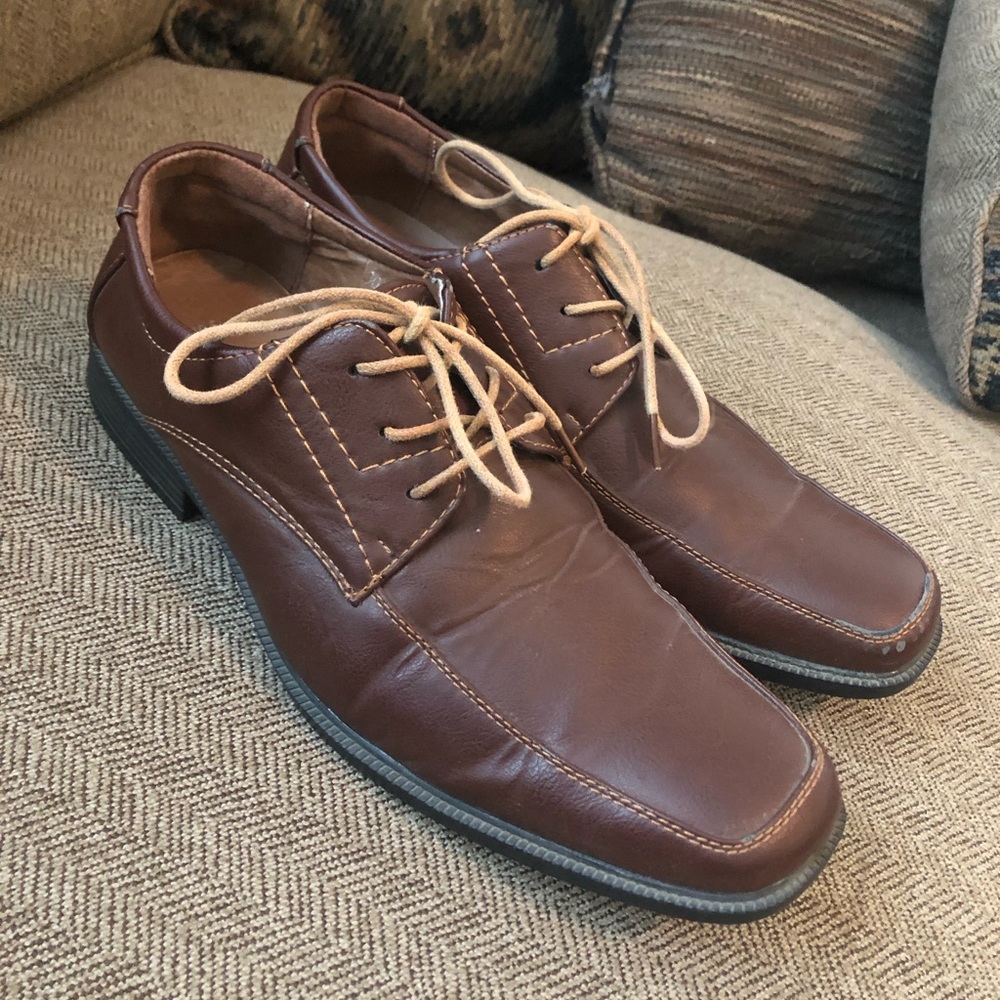 Men’s dressy shoes